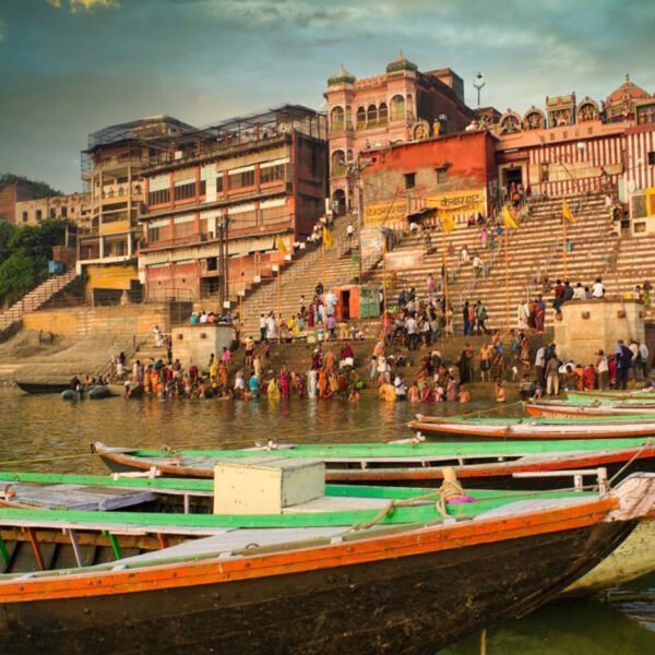 4 hours Varanasi Sunrise Boat Tour